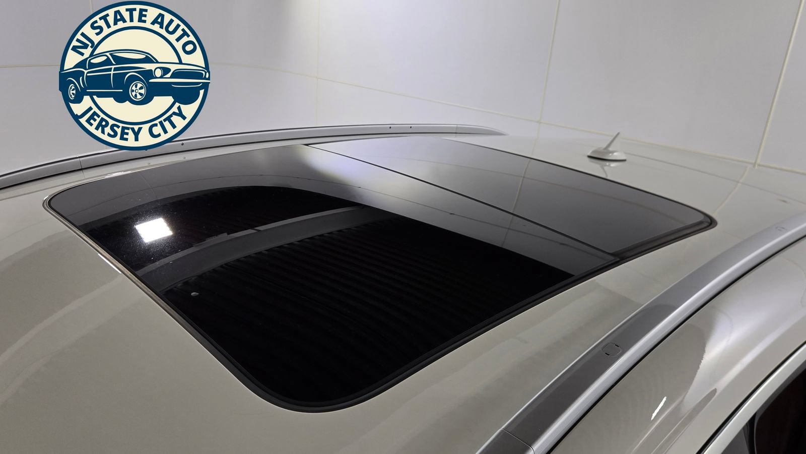 Used 2019 Maserati Levante GranLusso AWD/4WD image 10