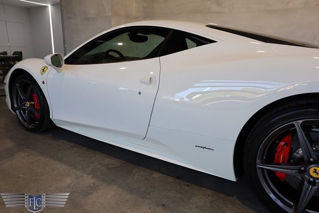 Used 2014 Ferrari 458 Italia Coupe RWD image 11