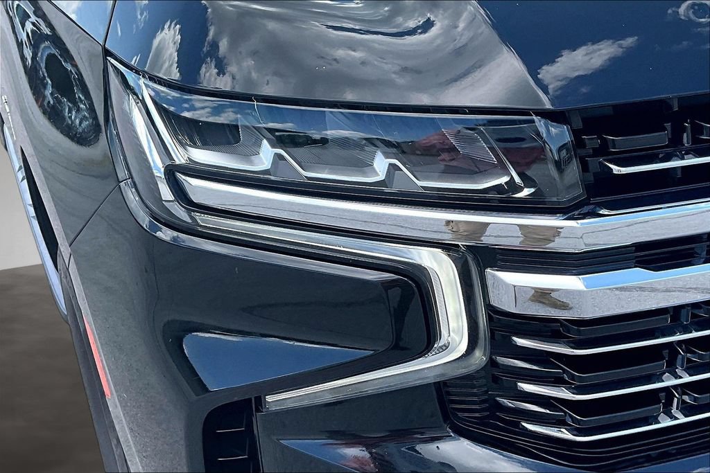 Used 2024 Chevrolet Suburban LT AWD/4WD image 30