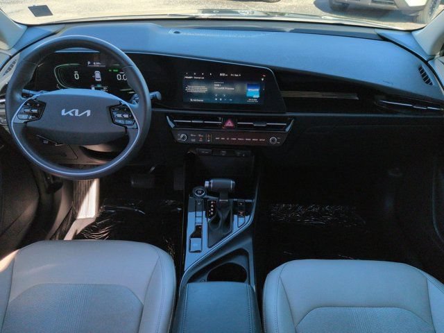 Used 2024 Kia Niro EX FWD image 14