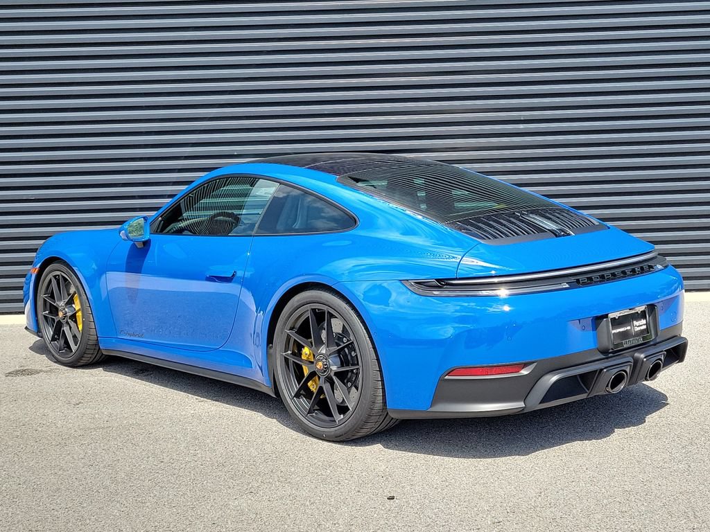 New 2026 Porsche 911 Carrera GTS RWD image 3