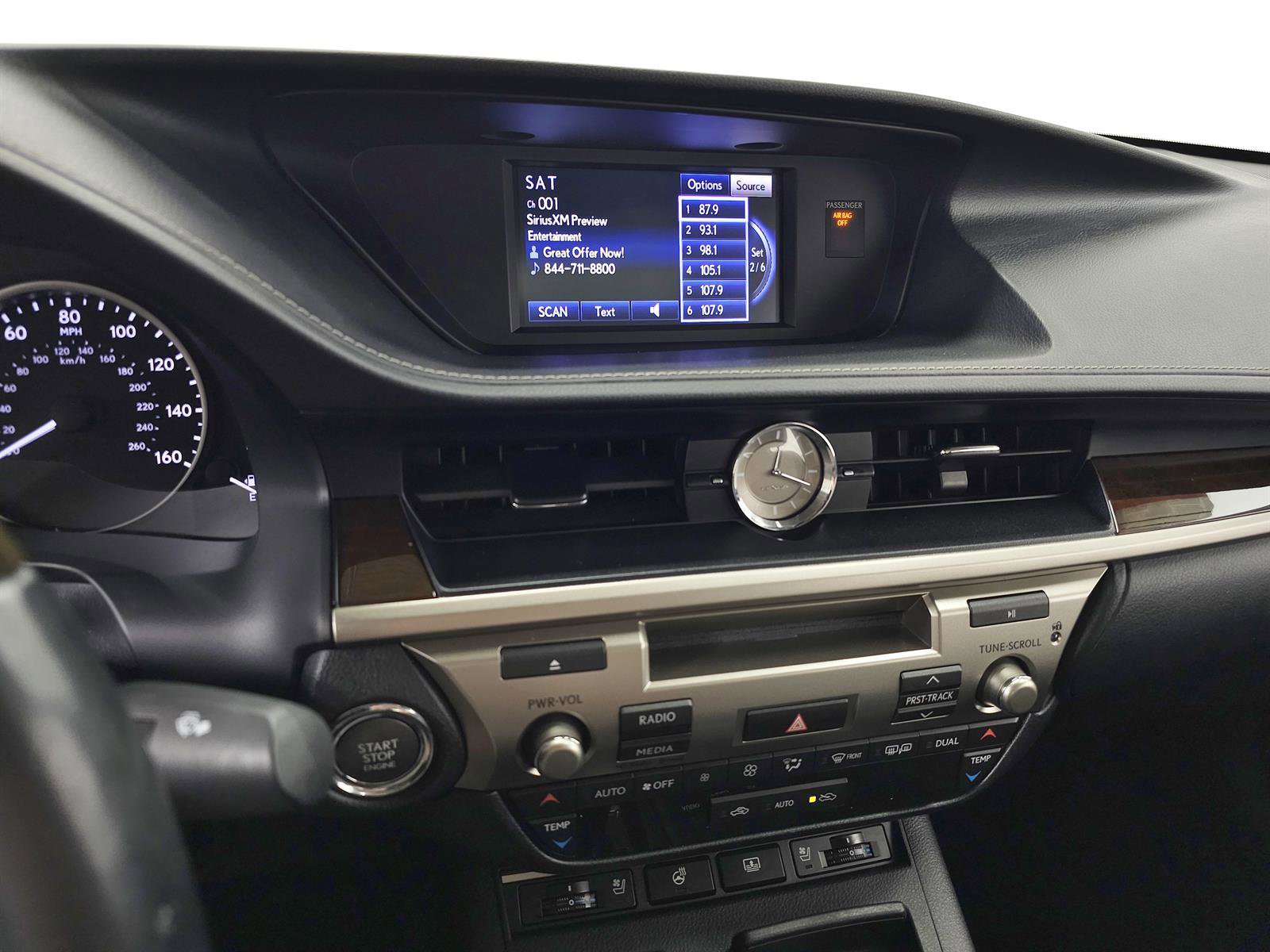 Used 2013 Lexus ES 350 w/ Luxury Pkg FWD image 19