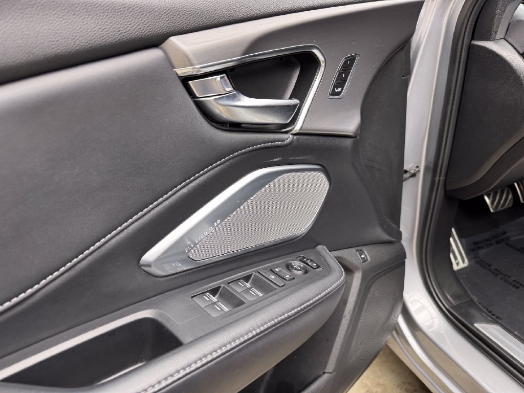 Used 2019 Acura RDX w/ Advance Package AWD/4WD image 11