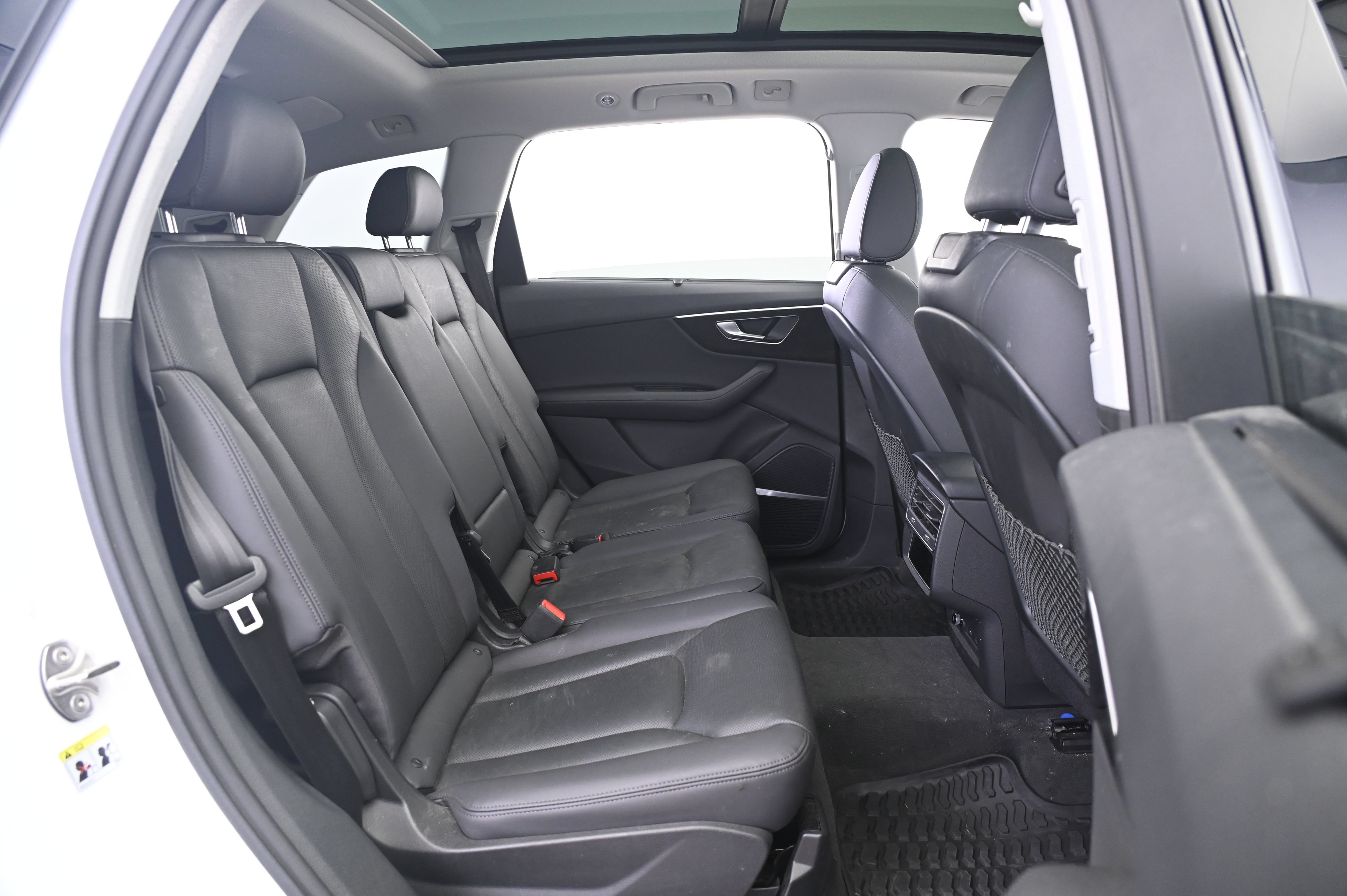 Used 2023 Audi Q7 2.0T Premium Plus w/ Premium Plus Package AWD/4WD image 18