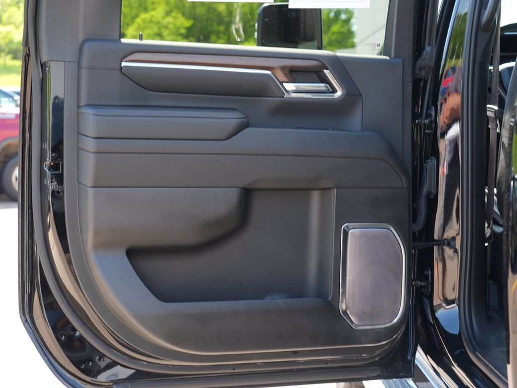 Used 2024 Chevrolet Silverado 3500 High Country w/ High Country Premium Package AWD/4WD image 20