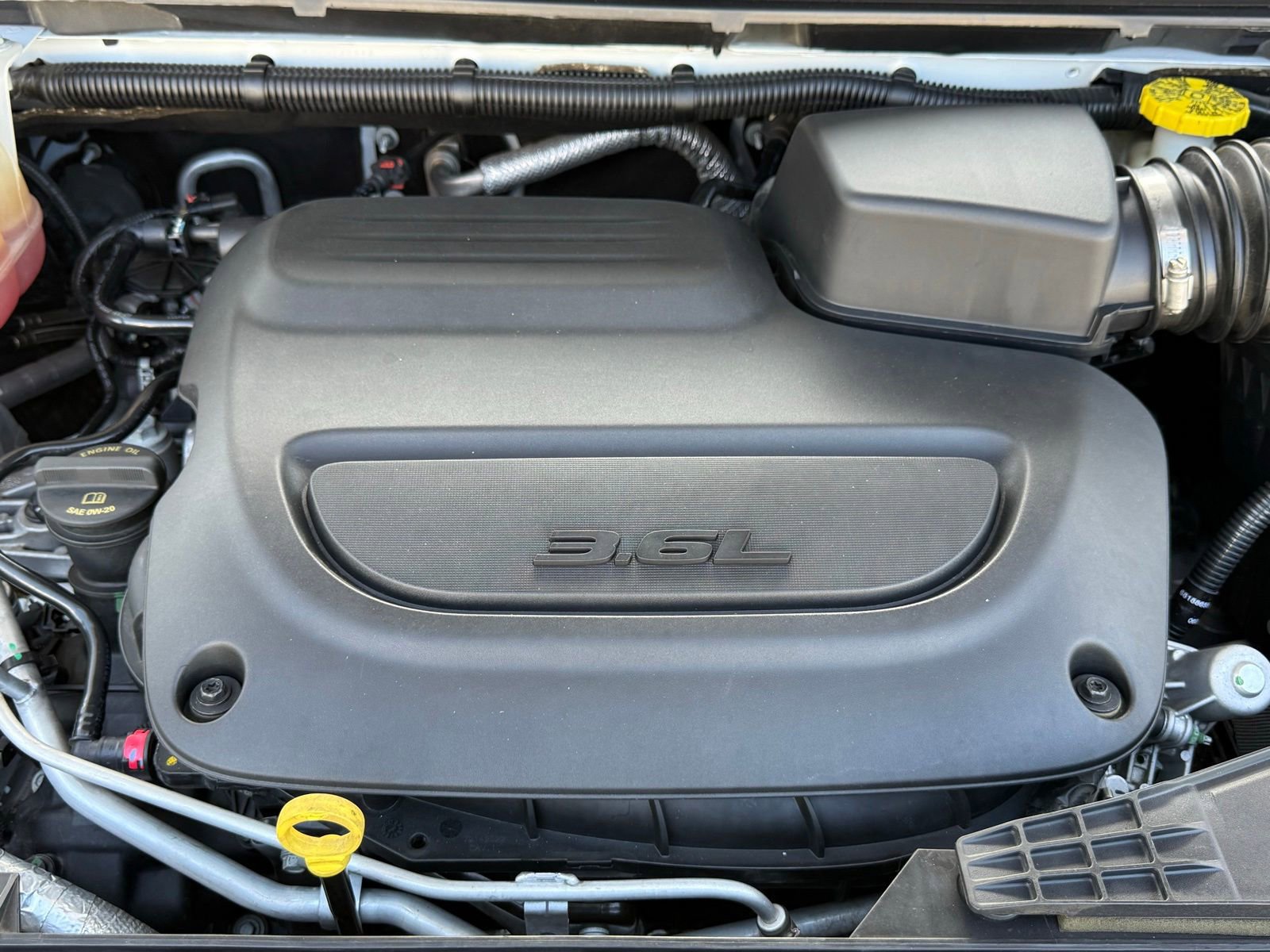 Used 2022 Chrysler Pacifica Touring-L FWD image 40