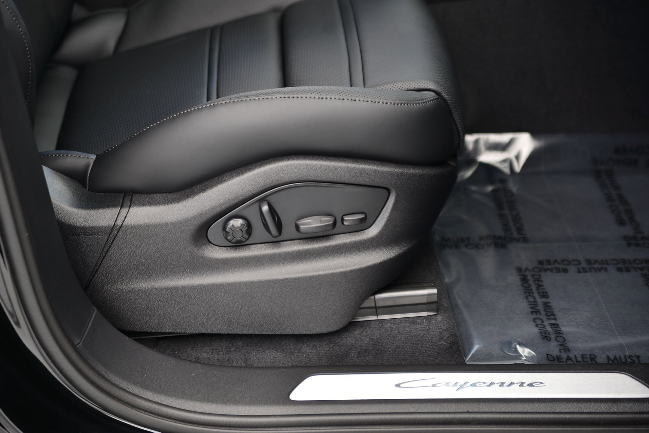 Certified 2026 Porsche Cayenne E-Hybrid image 23