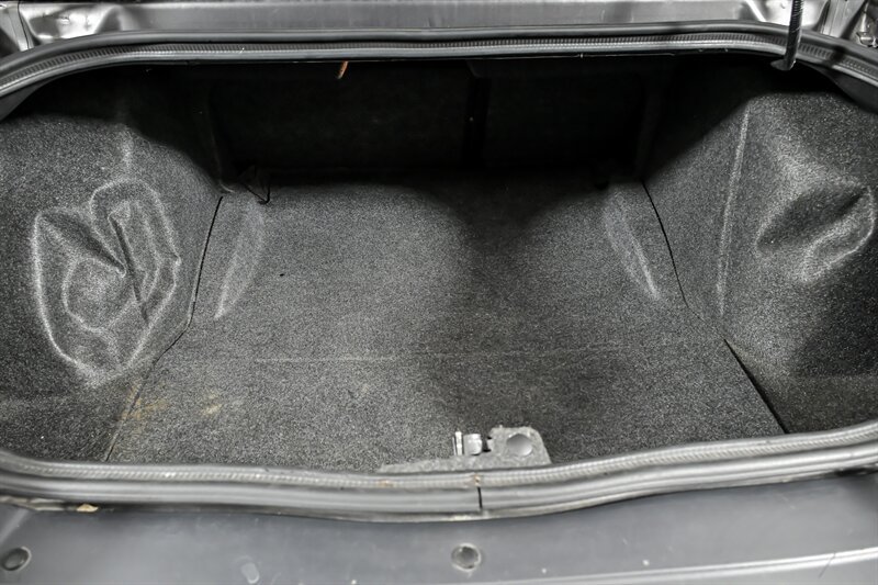 Used 2016 Dodge Challenger R/T Plus RWD image 11