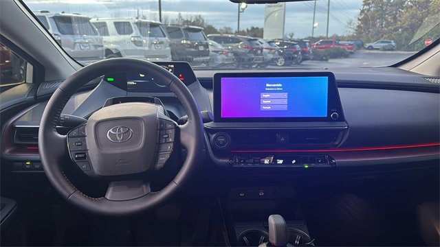 Used 2025 Toyota Prius Plug-In Hybrid image 13