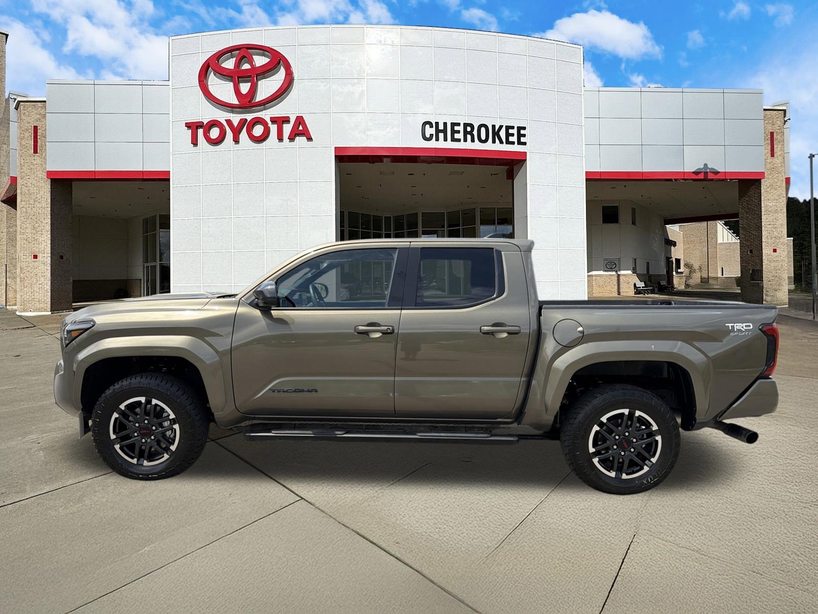 Used 2025 Toyota Tacoma TRD Sport AWD/4WD image 6