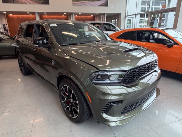 New 2026 Dodge Durango SRT Hellcat w/ 3rd Row Seating Group AWD/4WD image 2