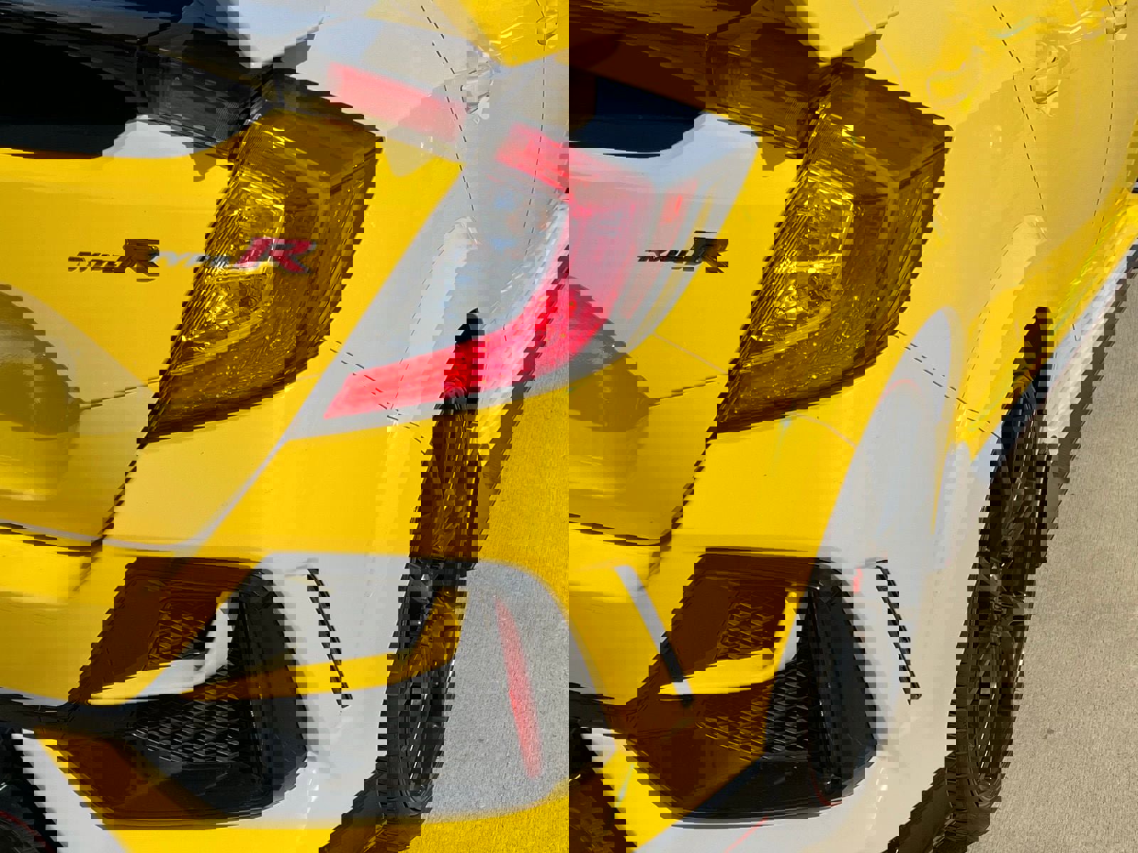 Used 2021 Honda Civic Type R Limited image 14