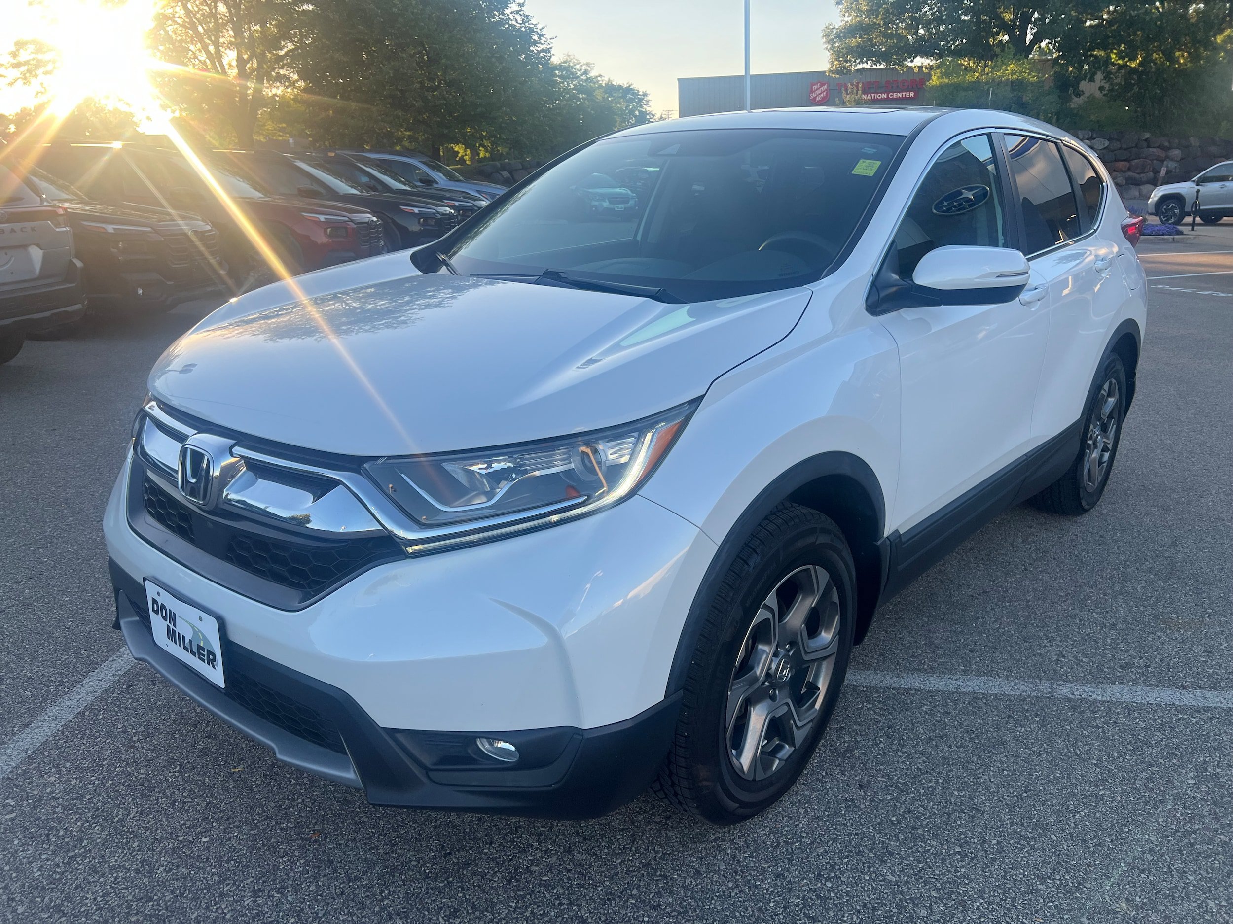 Used 2019 Honda CR-V EX image 3