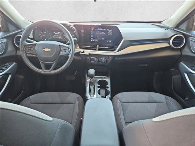 Used 2024 Chevrolet Trax LS FWD image 16