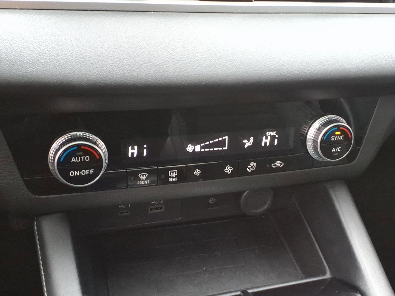 Used 2022 Mitsubishi Outlander SEL Black Edition image 20