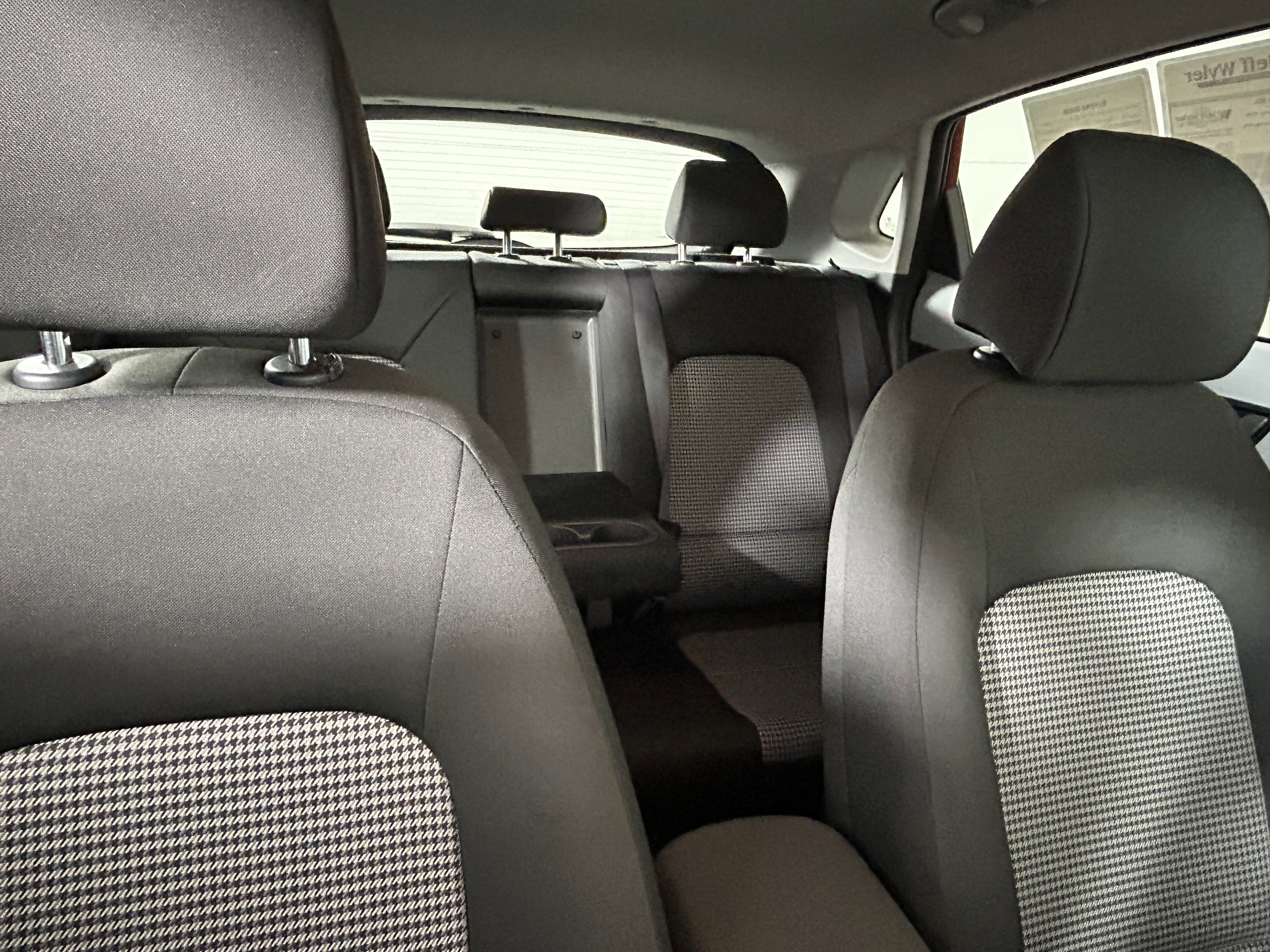 Used 2020 Hyundai Kona SEL w/ Cargo Package image 12