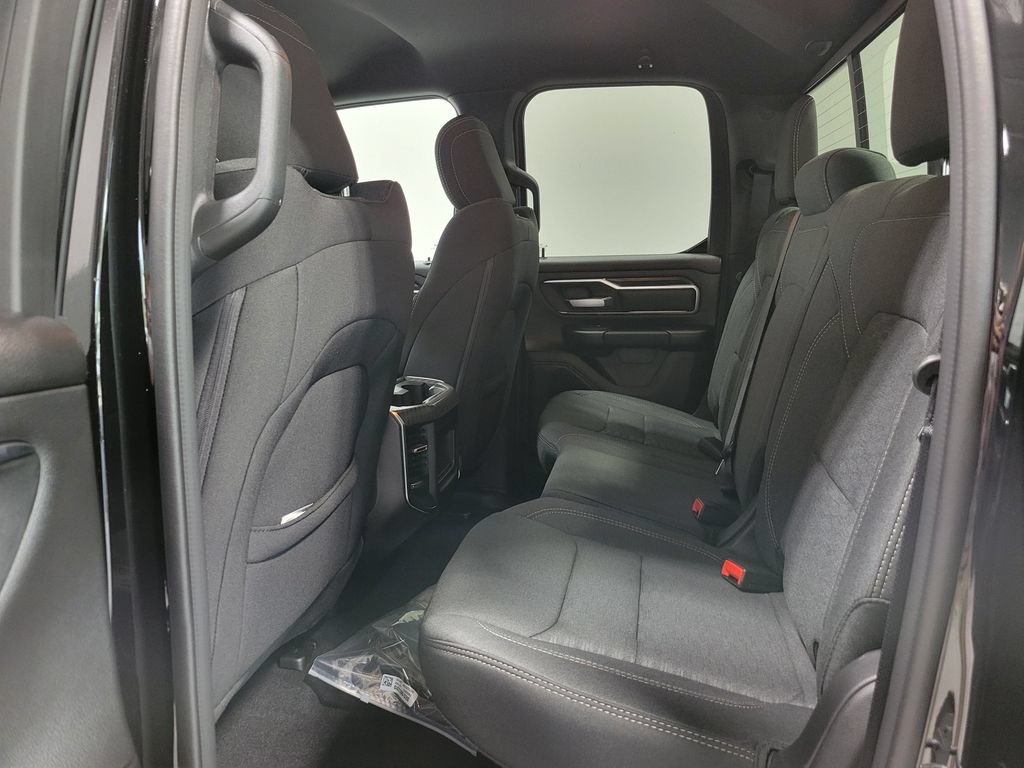 New 2026 RAM 1500 Big Horn AWD/4WD image 9
