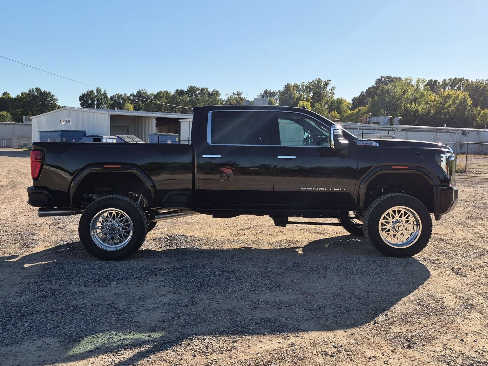 New 2026 GMC Sierra 2500 Denali w/ Denali Reserve Package AWD/4WD image 7