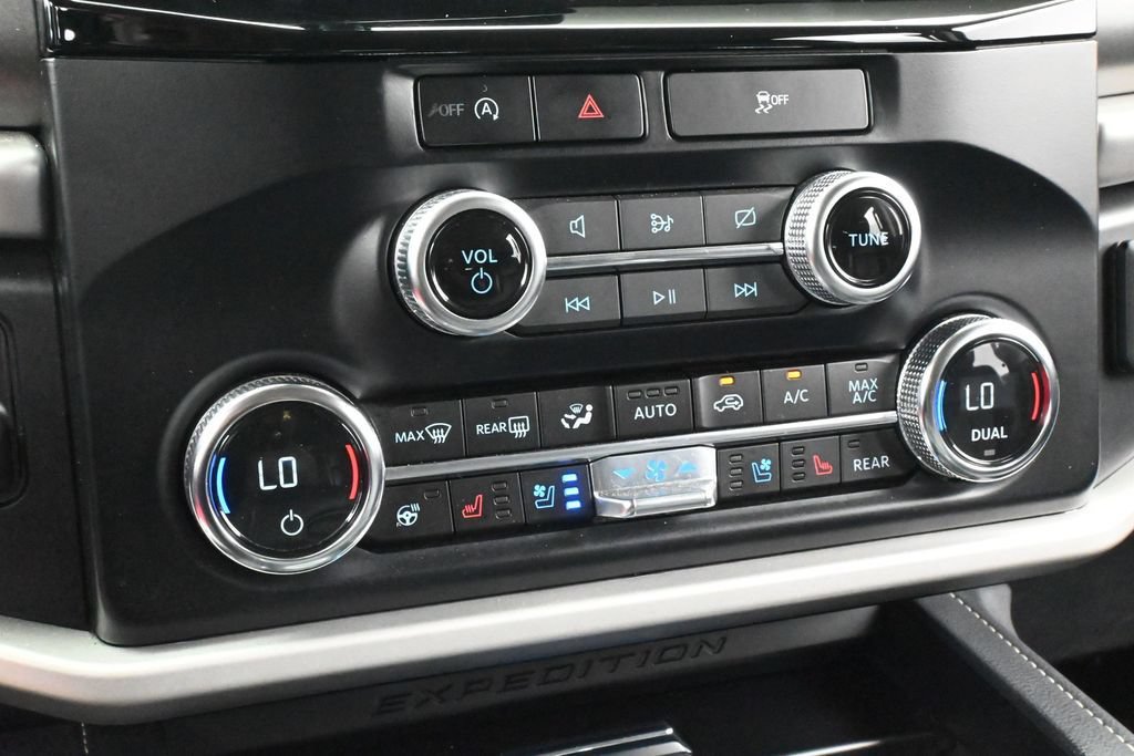 Used 2024 Ford Expedition Max XLT RWD image 21