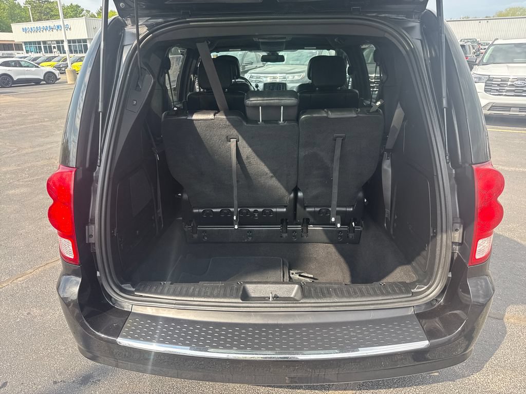 Used 2018 Dodge Grand Caravan GT FWD image 11