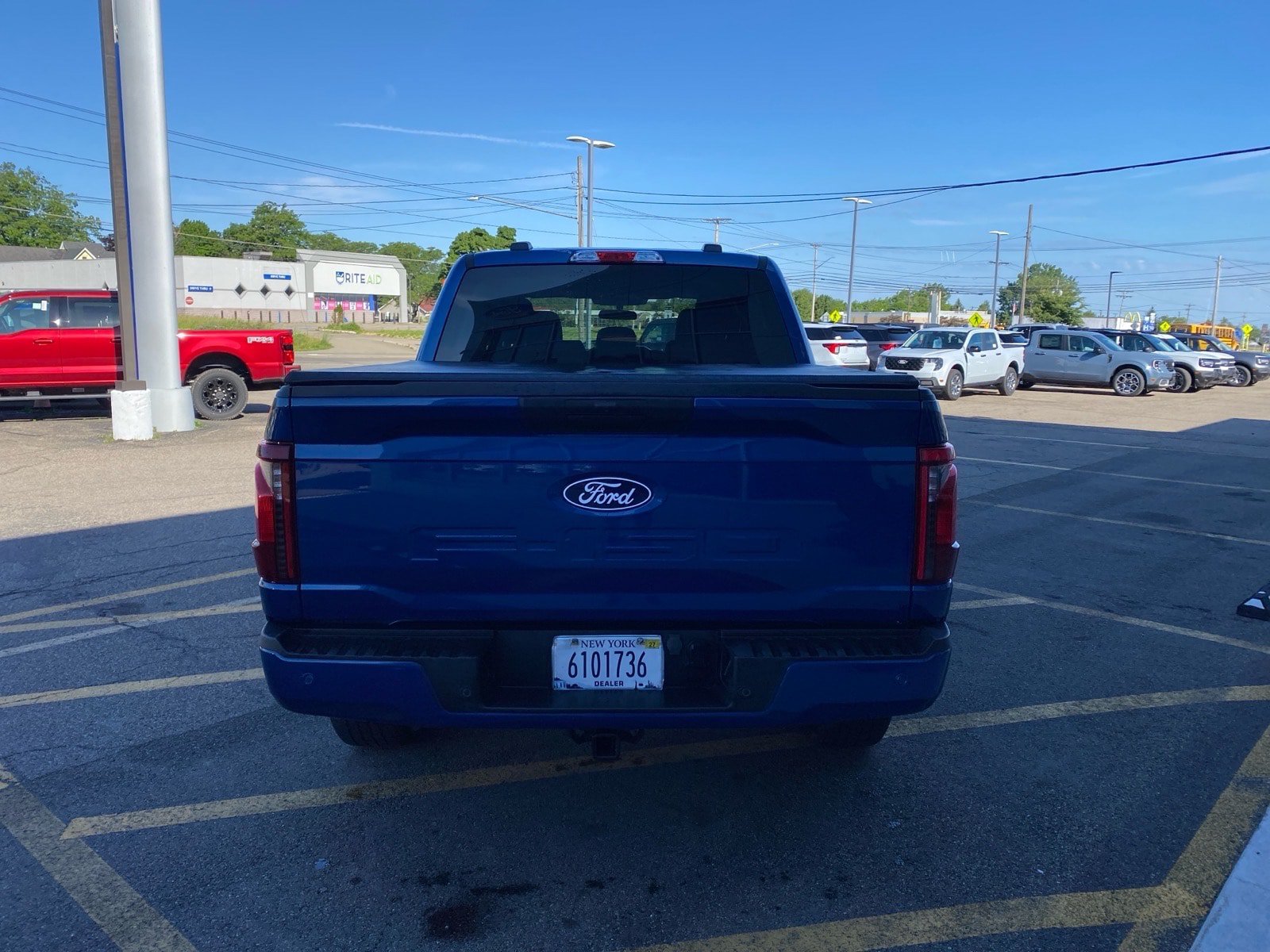 Used 2024 Ford F150 STX AWD/4WD image 5