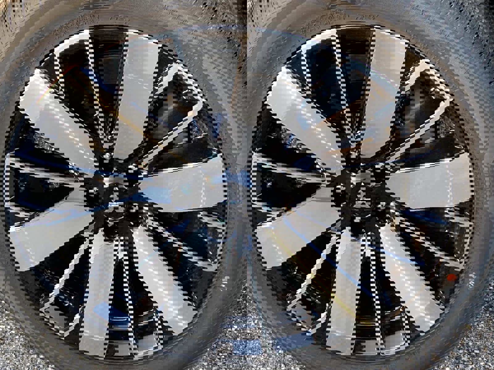 New 2026 Mitsubishi Outlander SE image 6