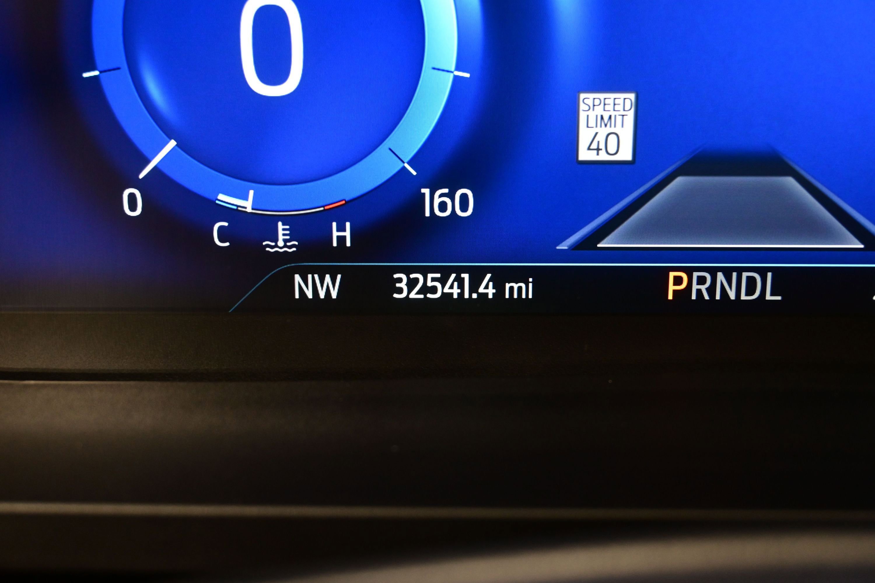 Used 2023 Ford Explorer Platinum w/ Technology Package AWD/4WD image 28