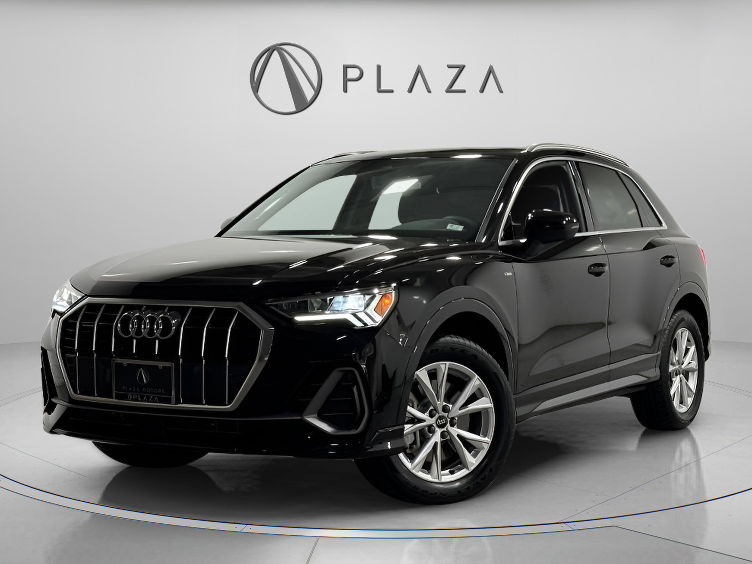 Certified 2025 Audi Q3 2.0T Premium w/ Convenience Package