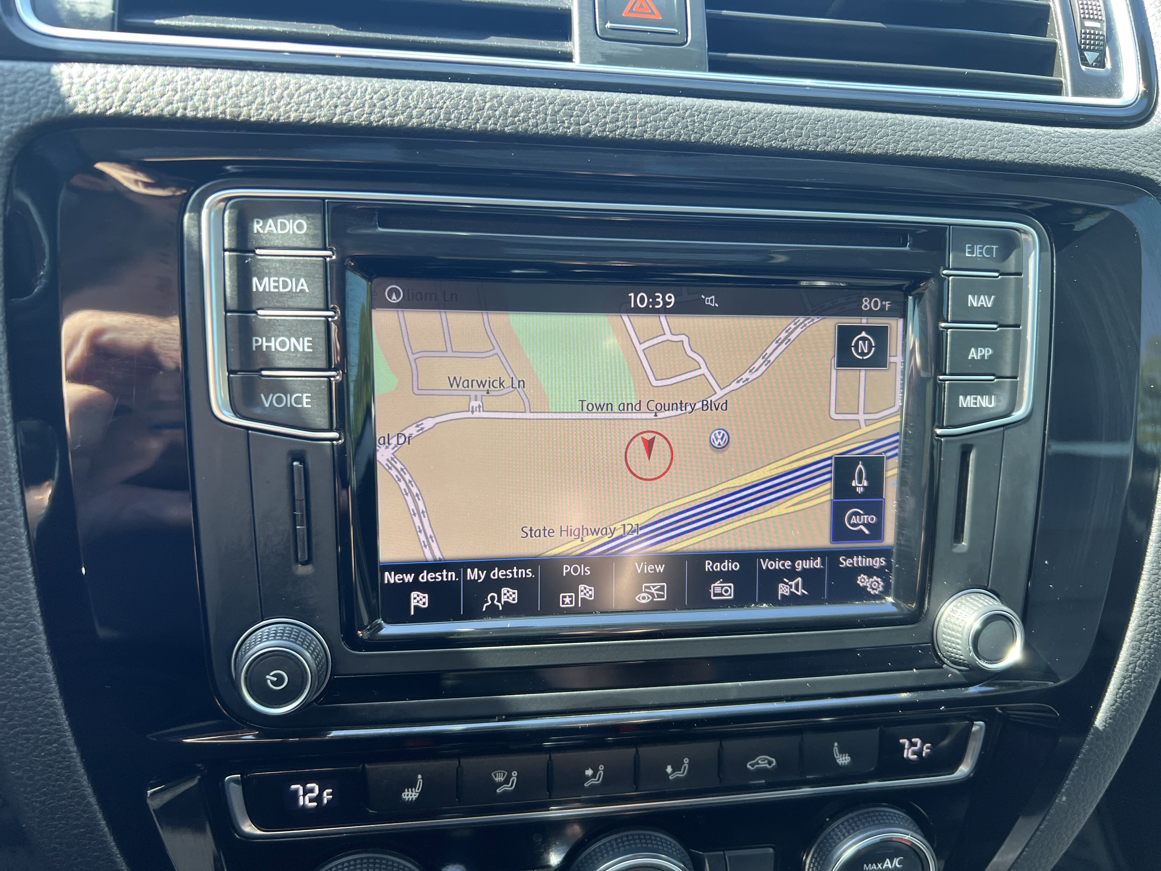 Used 2018 Volkswagen Jetta SEL FWD image 21
