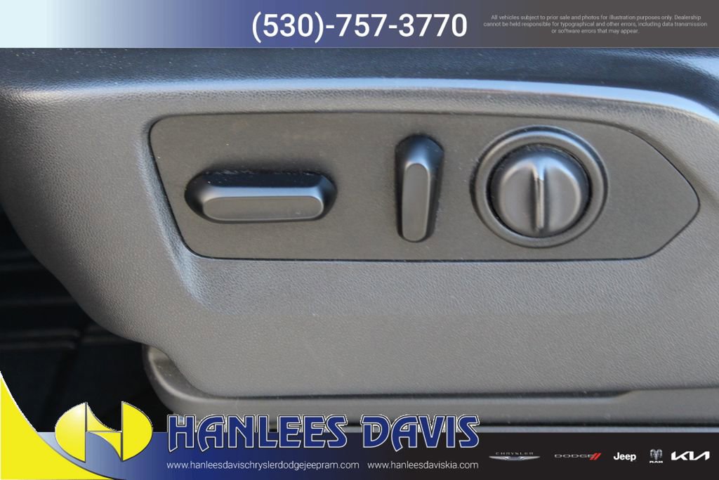 Used 2020 Chevrolet Silverado 1500 RST w/ All-Star Edition image 13