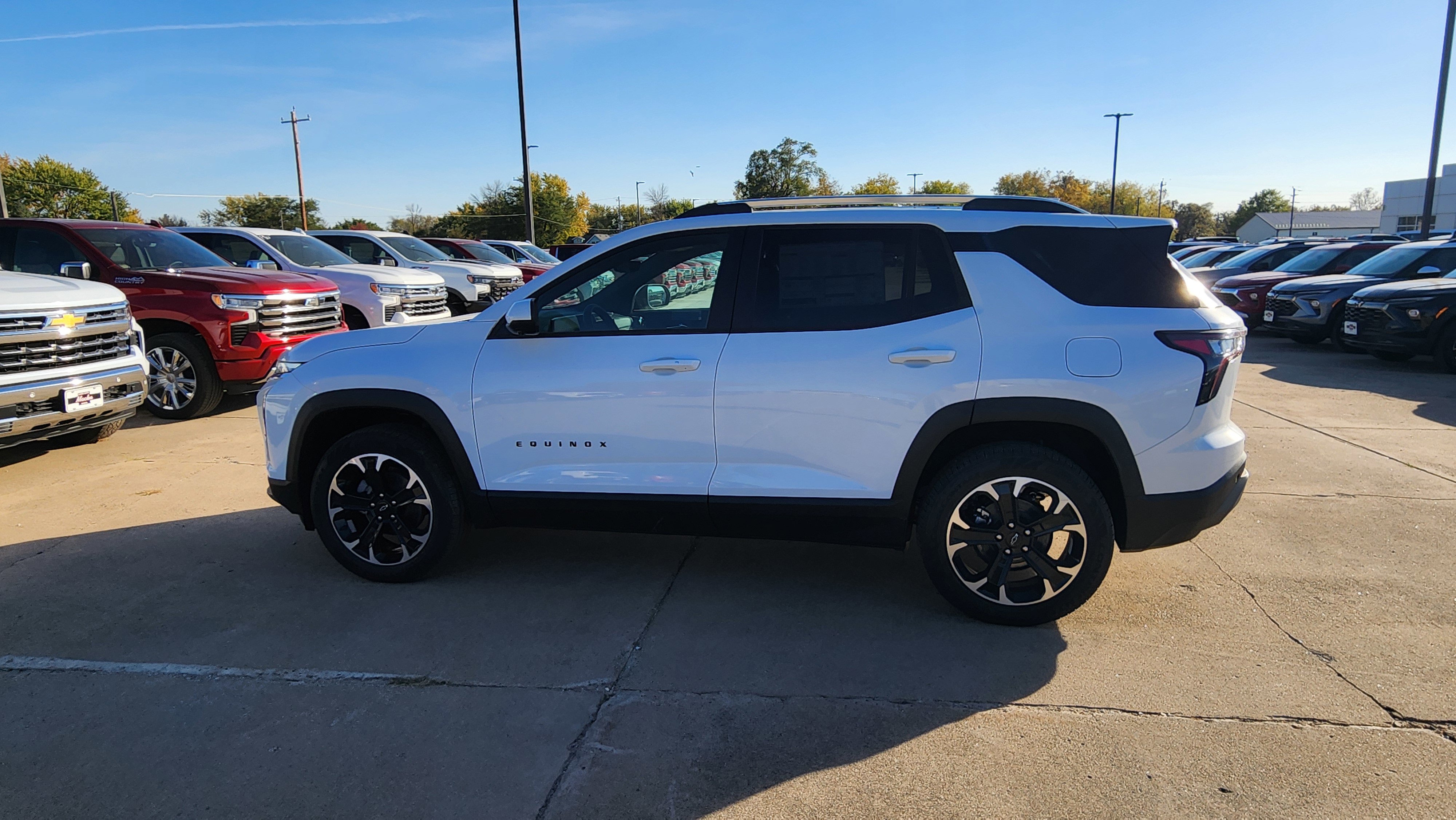 New 2026 Chevrolet Equinox LT w/ Convenience Package II image 6