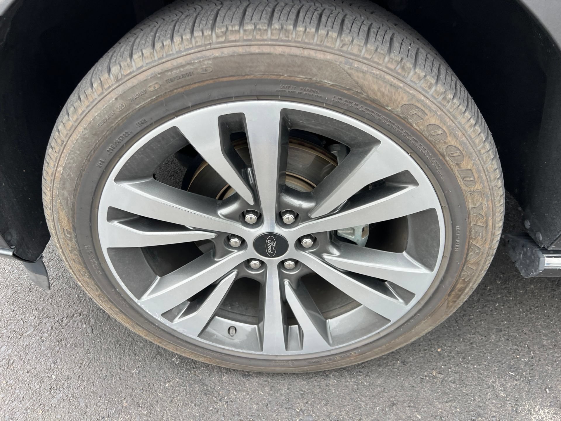 Used 2020 Ford Expedition Limited w/ Equipment Group 302A RWD image 10