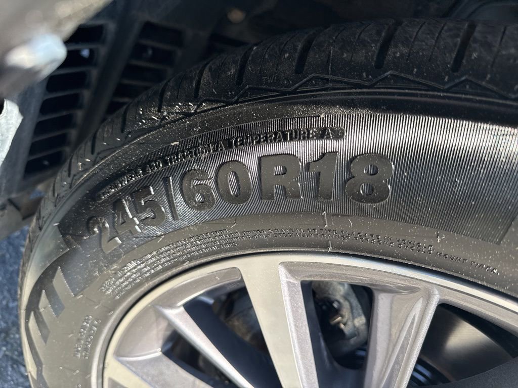 Used 2019 Toyota Highlander XLE FWD image 36