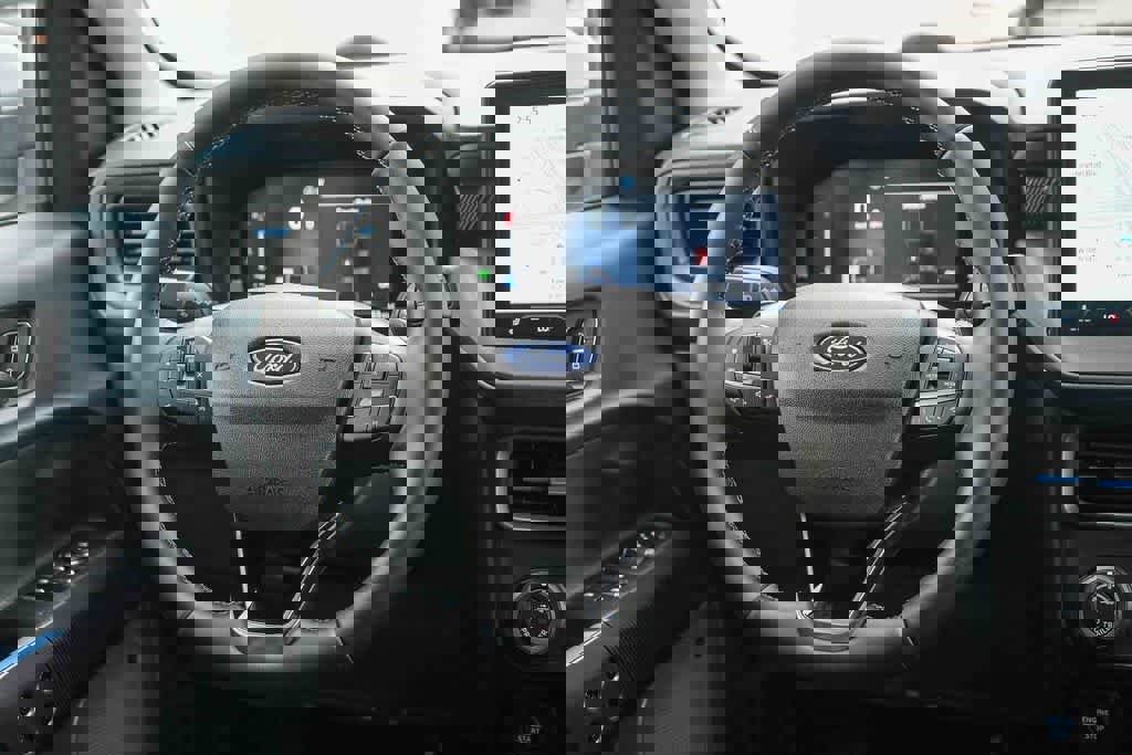 New 2026 Ford Maverick Lobo image 15