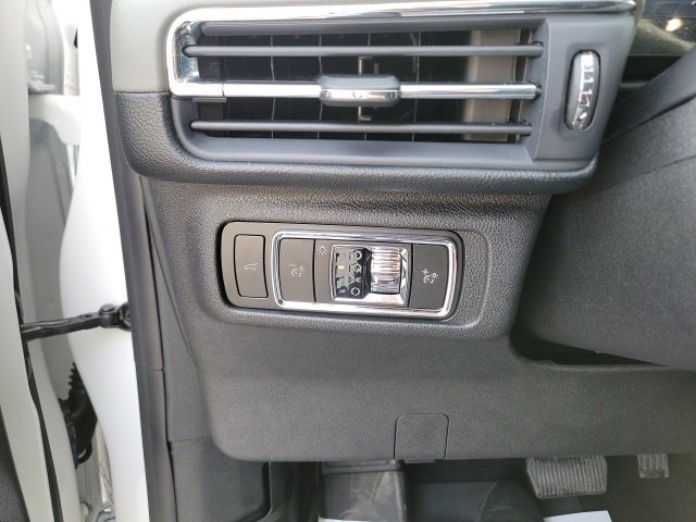 Certified 2024 Lincoln Corsair Reserve w/ Equipment Group 201A image 42