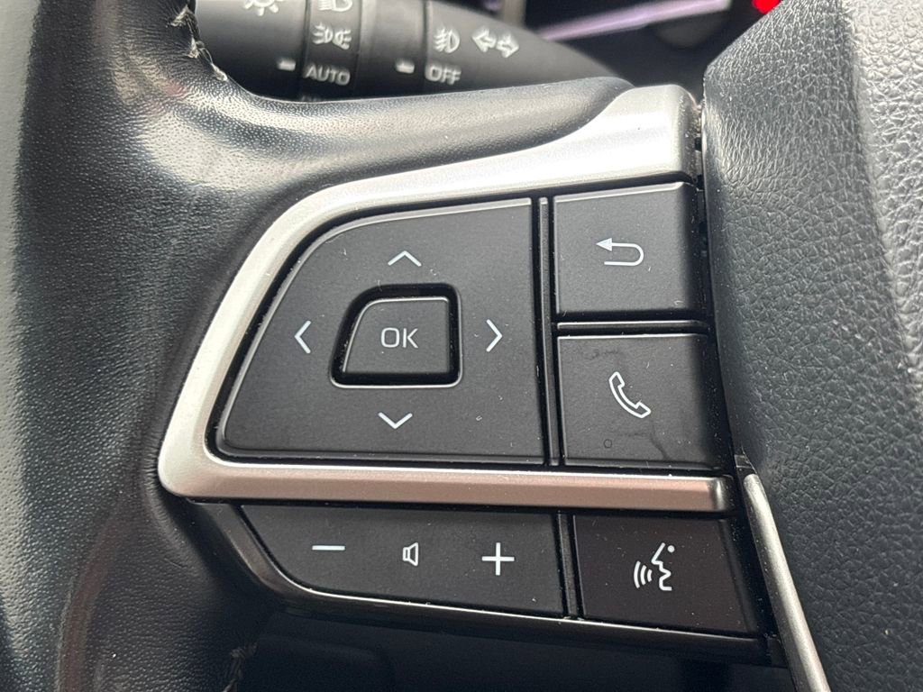 Used 2022 Toyota Highlander XLE image 20