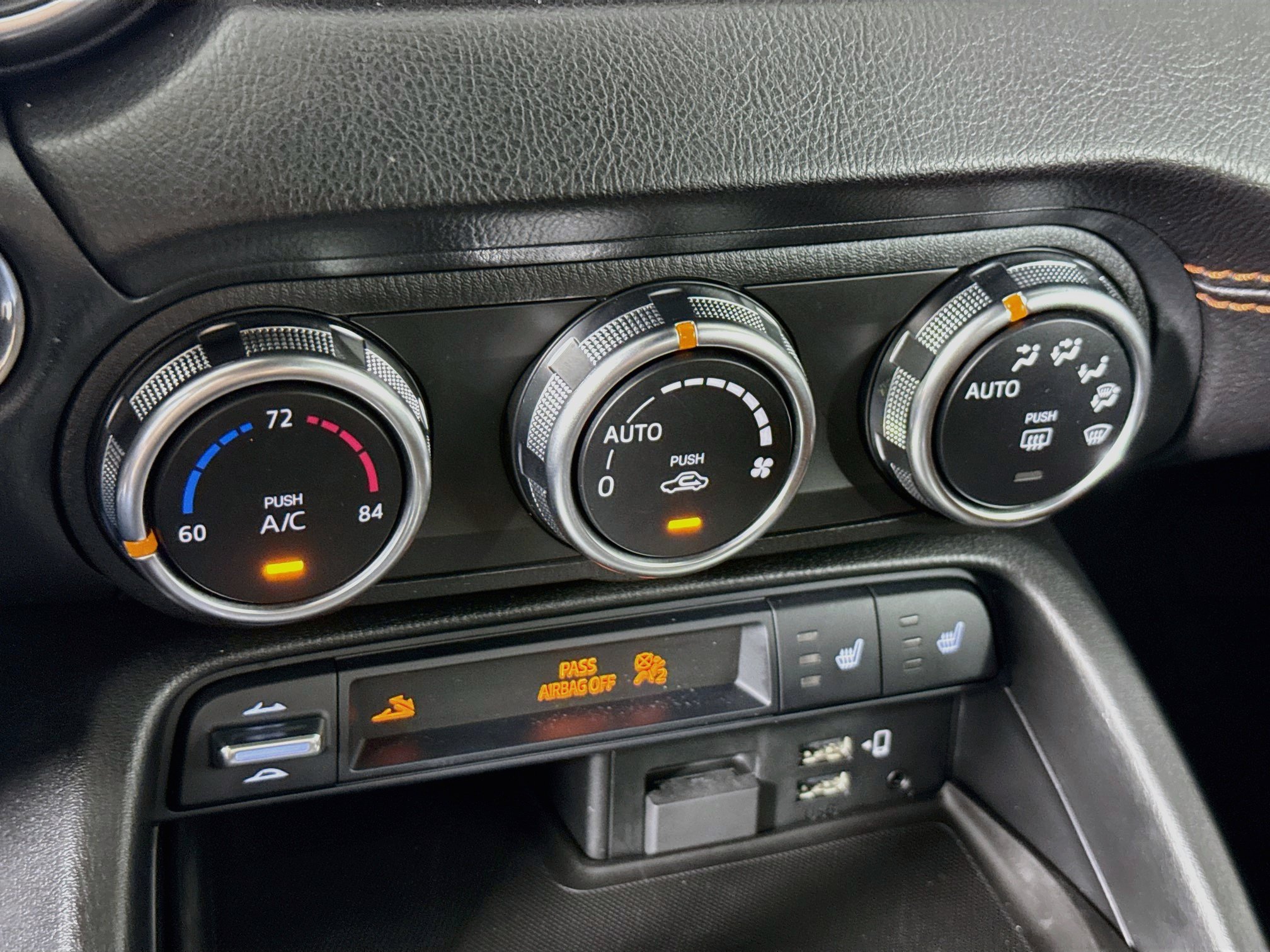 Used 2023 MAZDA MX-5 Miata Grand Touring RWD image 19