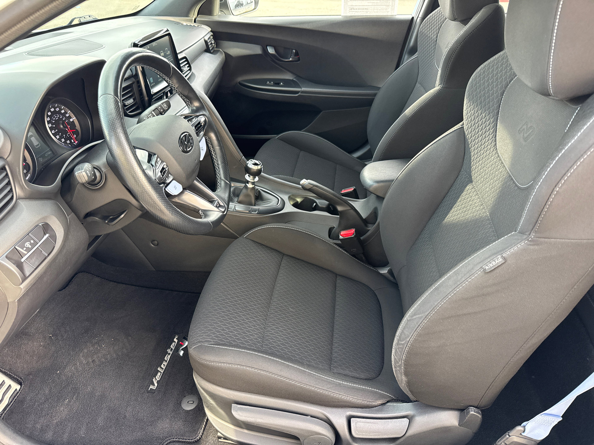 Used 2020 Hyundai Veloster N w/ Performance Package image 20