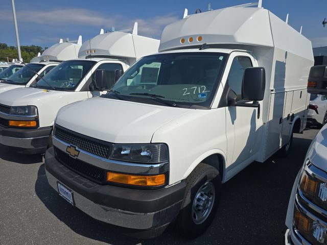 New 2026 Chevrolet Express 3500 w/ Power Convenience Package RWD image 2