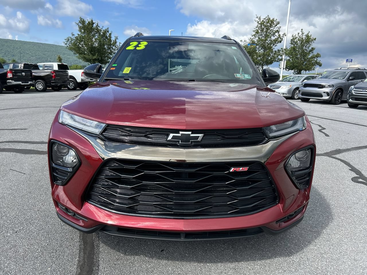 Used 2023 Chevrolet TrailBlazer RS w/ Convenience Package AWD/4WD image 12