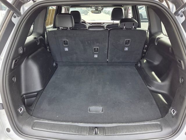 Certified 2024 Jeep Grand Cherokee Altitude image 10
