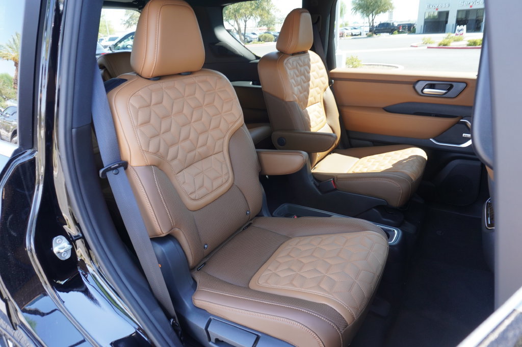 New 2026 Nissan Armada Platinum Reserve AWD/4WD image 9