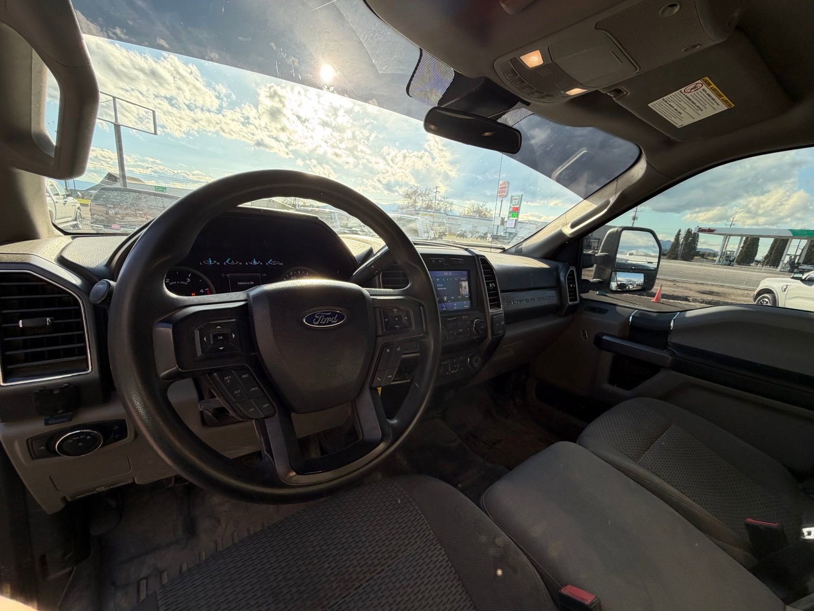 Used 2021 Ford F250 XLT w/ FX4 Off-Road Package AWD/4WD image 7