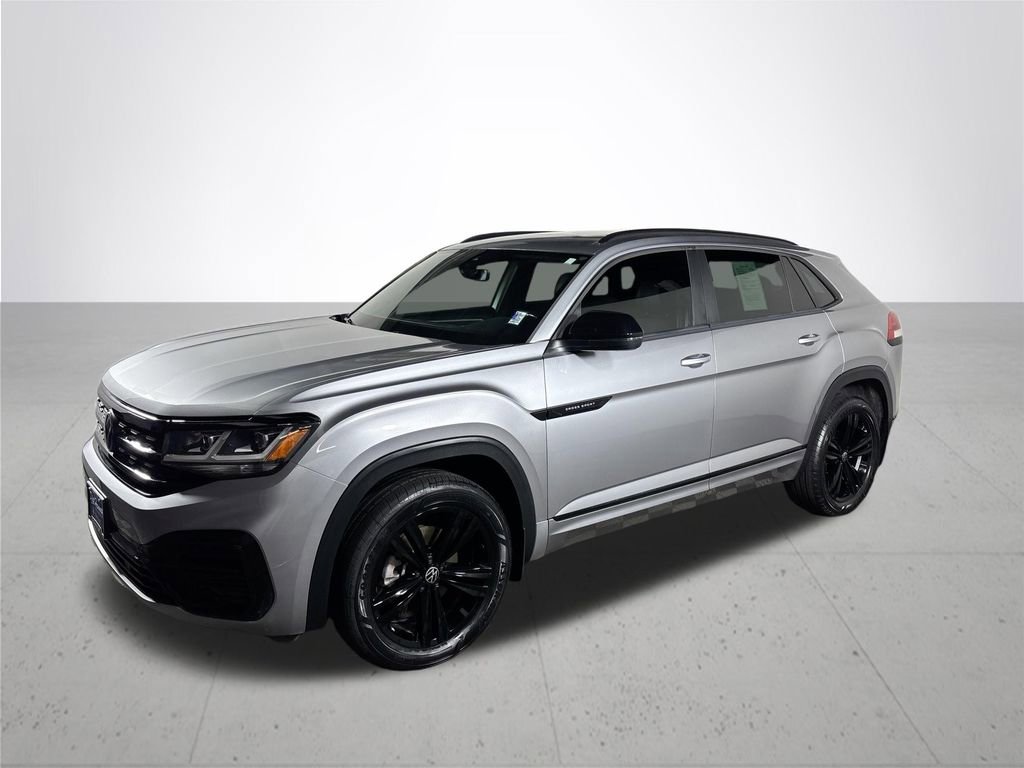 Certified 2023 Volkswagen Atlas Cross Sport SEL R-Line AWD/4WD image 2