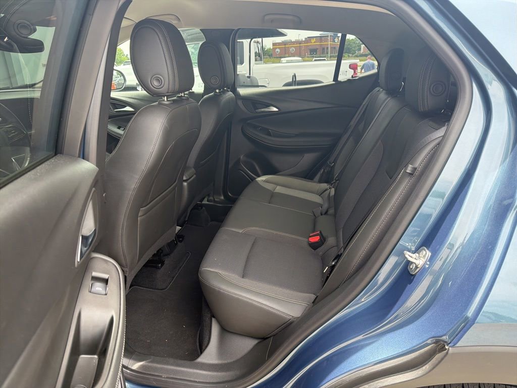 Used 2025 Buick Encore GX Preferred FWD image 7