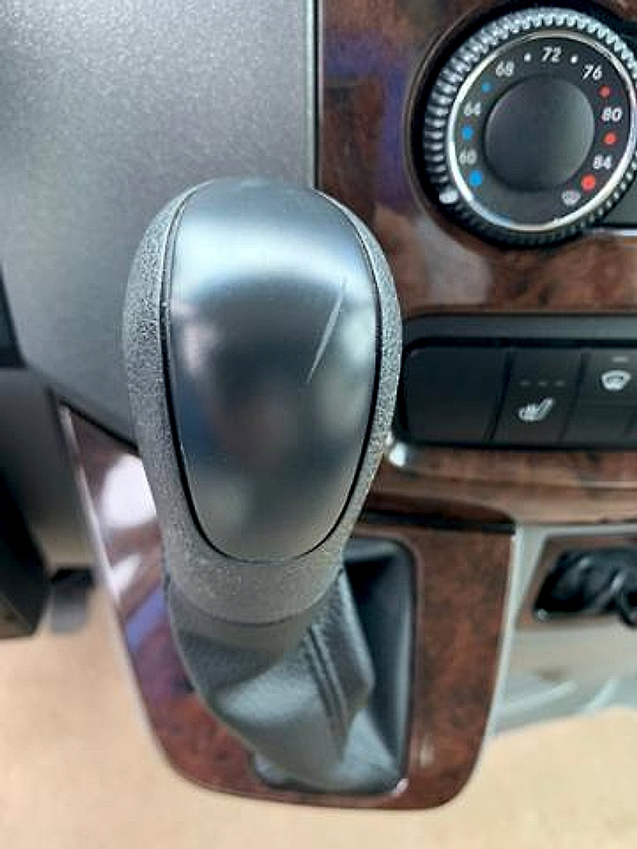 Used 2012 Mercedes-Benz Sprinter 3500 image 12