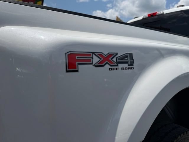 Used 2023 Ford F450 Platinum w/ FX4 Off-Road Package AWD/4WD image 34