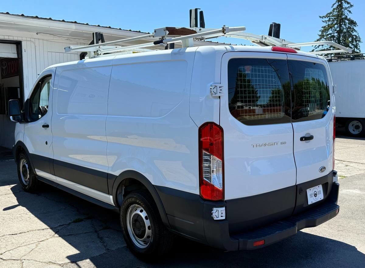 Used 2018 Ford Transit 150 130 Low Roof image 5