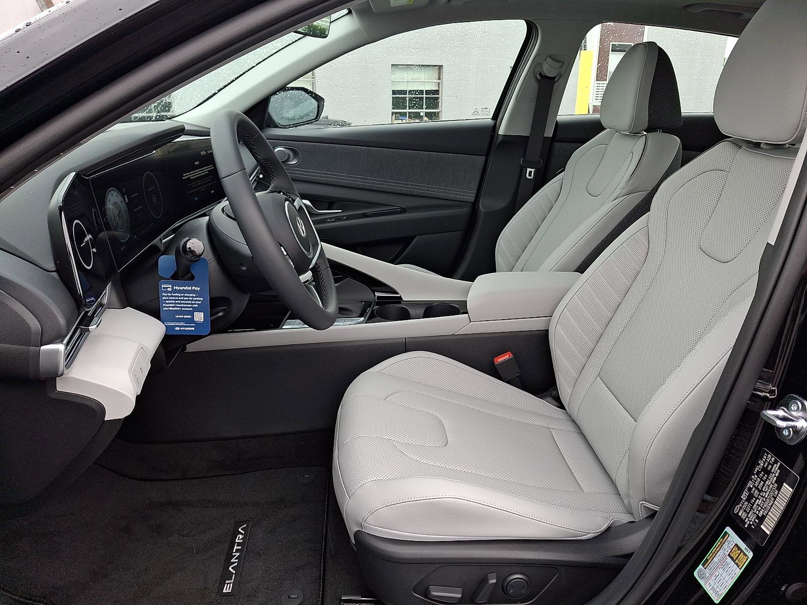 New 2026 Hyundai Elantra Limited FWD image 9