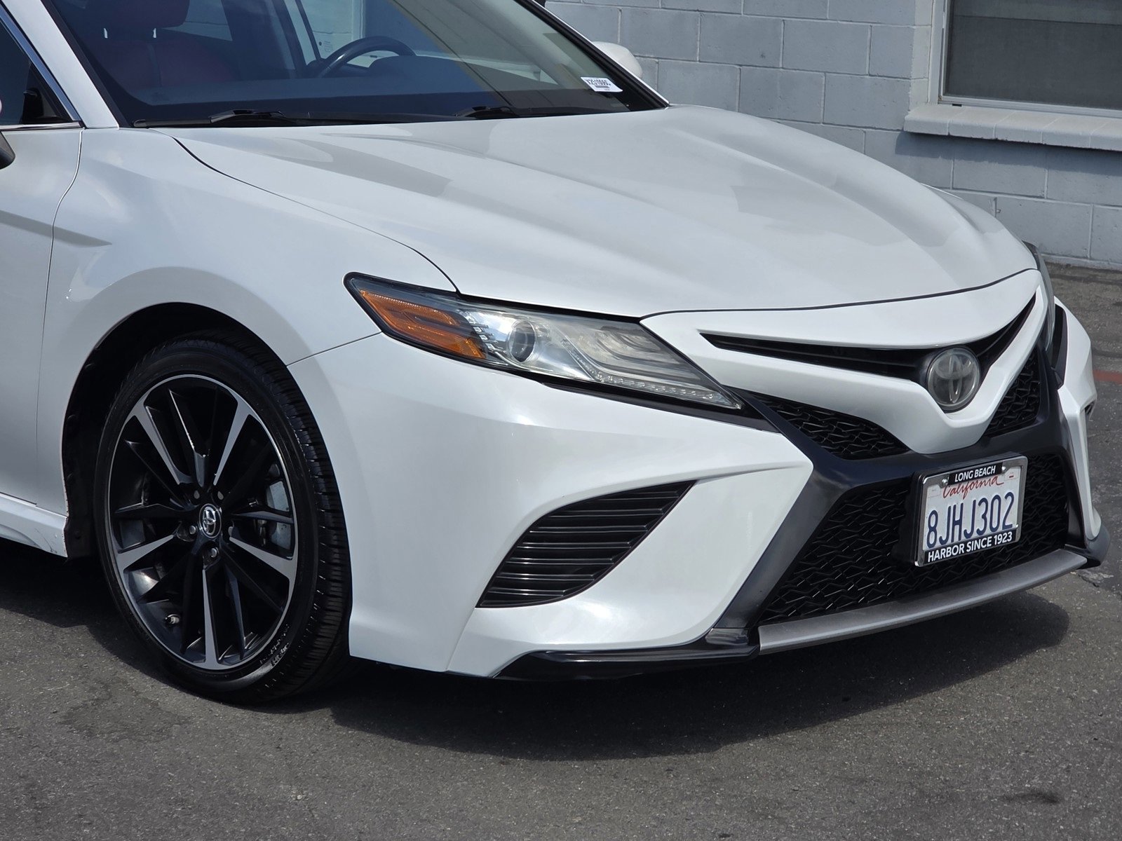 Used 2019 Toyota Camry XSE image 8